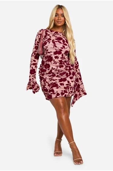 Plus Devore Ruched Flare Sleeve Shift Dress