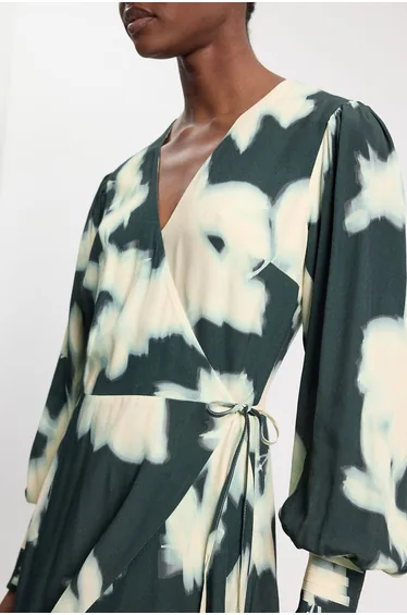 Women Wrap Dresses - Shop for Wrap Dresses in Oman - Page 1