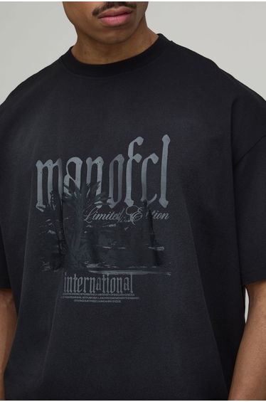 Oversized Boxy Raw Hem Washed Palm Print T-Shirt - black product thumbnail 3