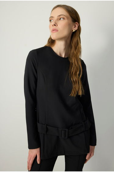 BELTED CREPE BLOUSE
