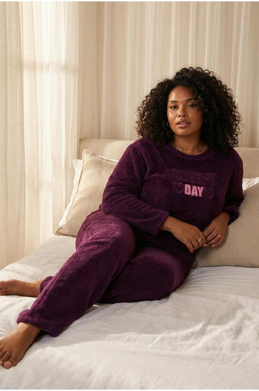 Purple Slogan and Heart Plush/Wellsoft Knitted Pajama Set