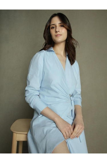 DL Woman Solid V-Neck Long Sleeves Knee Length Wrap Dress