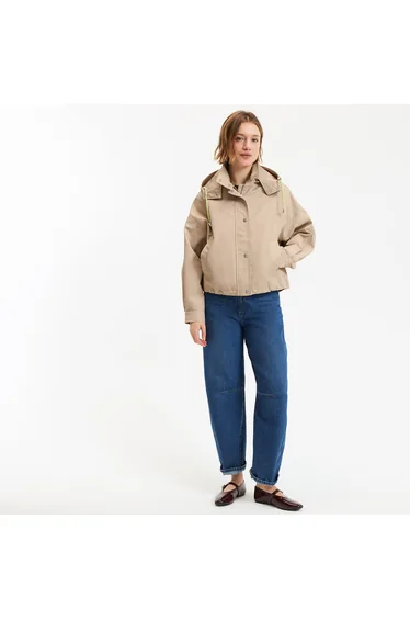 Short Jacket with Detachable Hood and Zip-Up Fastening For Mid-Season