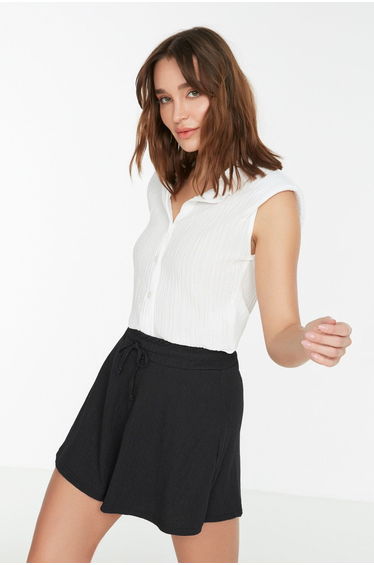 Shorts - Navy blue - High Waist