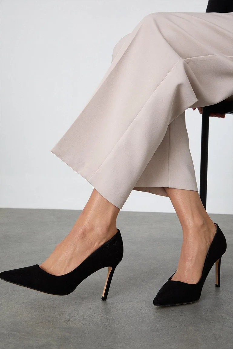 Dash Pointed Court Shoes