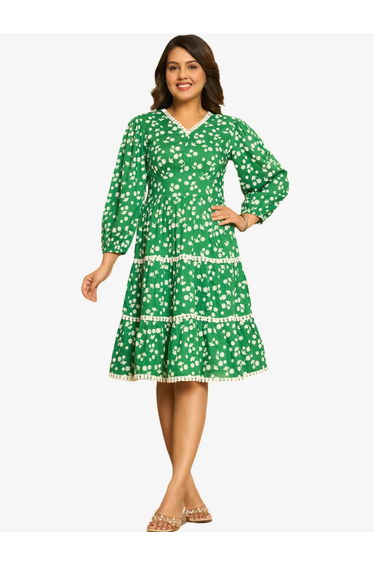 Women Green Floral Printed Knee-Length Dress