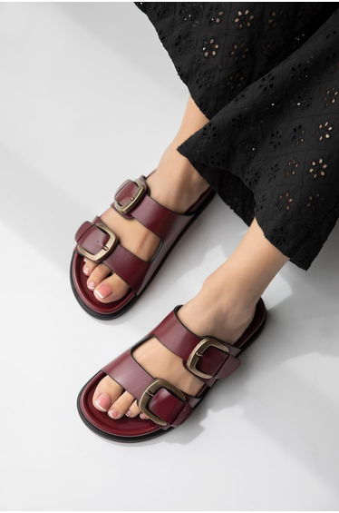 Sebonis Women's Buckle Detail Daily Comfort Leather Slippers Claret Red