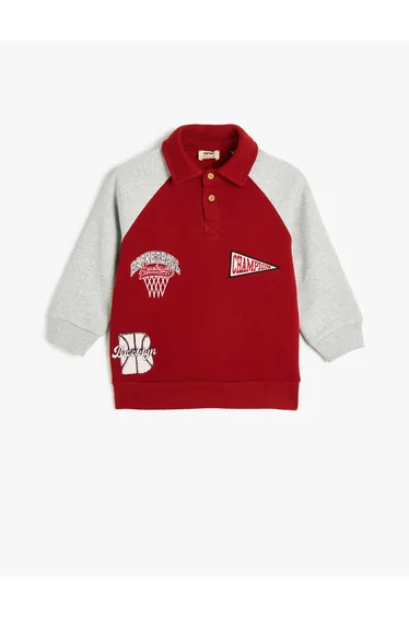 سويتشيرت بأكمام طويلة بياقة بولو بأزرار بتطريز