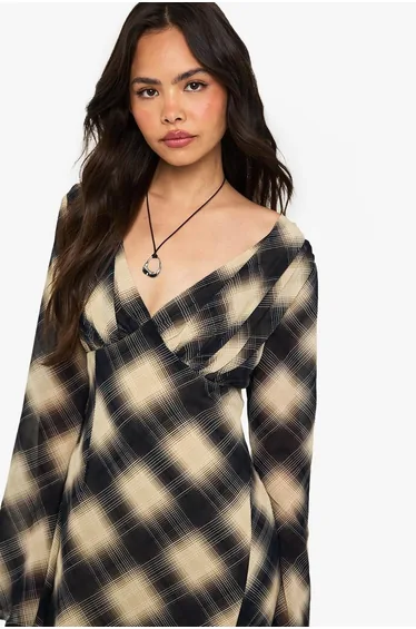 فستان ماكسي شيفون كاروهات بياقة عميقة - كحلي