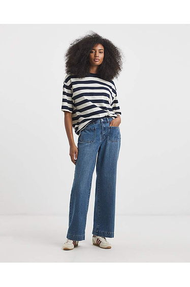 Mid Wash Front Pocket Slim Wide Jeans