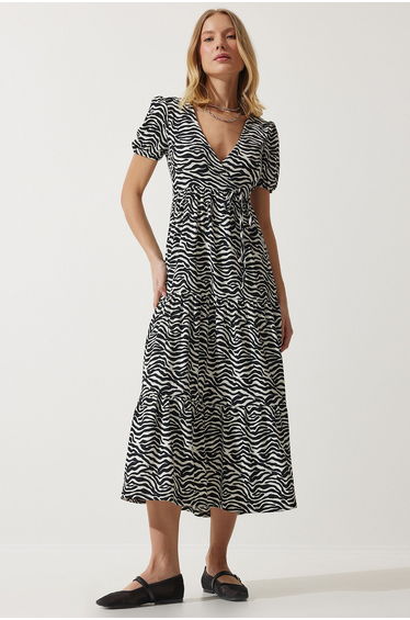Women's Black and White Wraped Collar Patterned Summer Knitted Dress