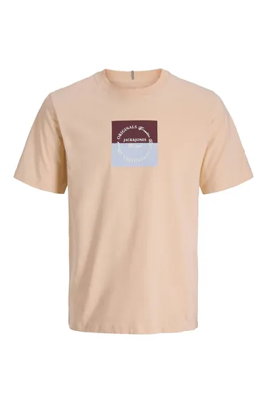 تيشيرت بأكمام قصيرة