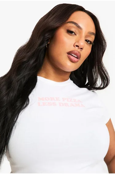 تيشيرت بوهو قطن أبيض بأكمام قصيرة و بطبعة جرافيك - للمقاسات الكبيرة