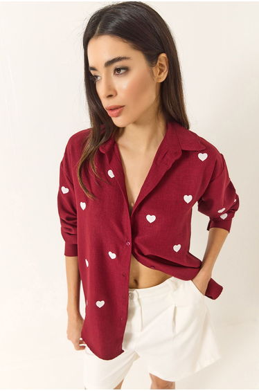 Women's Embroidered Heart Embroidered Oversize Shirt