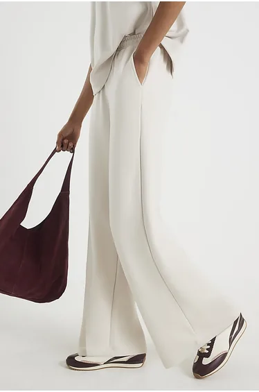 بنطلون رياضي بأرجل عريضة بخصر عالي - كريمي