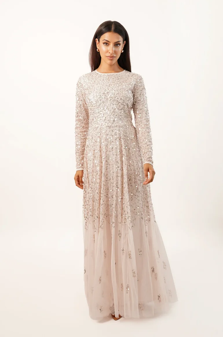 kardashian long sleeve dress White Kim Kardashian (Kim K) Tight Long Sleeves Knee Length Dress Scoo –  Hoprom