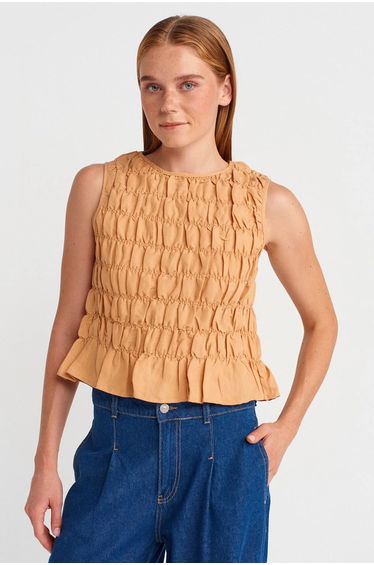 Dilvin Women's Crop Blouse With Crew Neck And Buttons