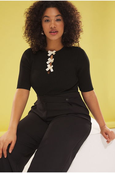 Black Bow/Ribbon Detailed Ribbed Knit Blouse