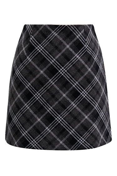 Scottish Charm Tartan Mini Skirt in Black