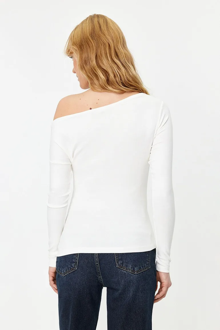 Ecru Premium Soft Fabric Fitted Boat Neck Knitted Blouse - 4