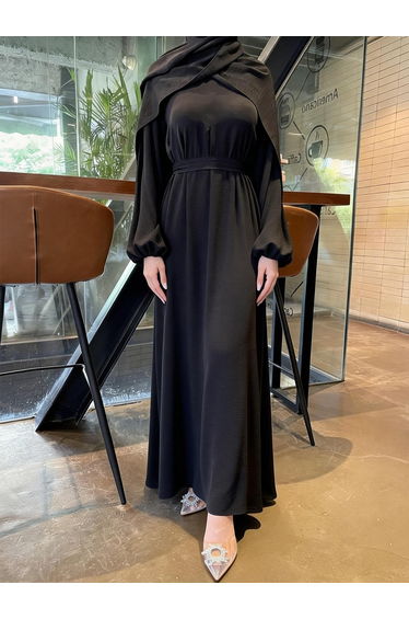 Black Solid Balloon Sleeves Maxi Dress