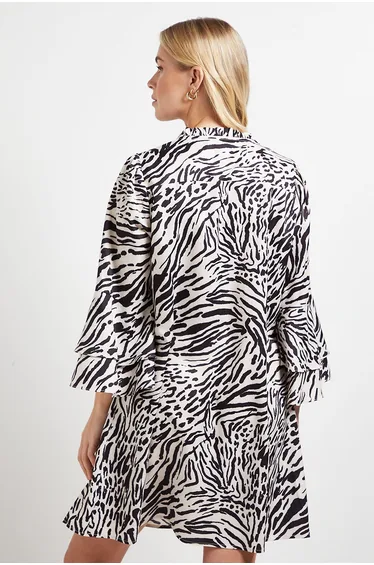 Petite Printed Ruffle Sleeve Shift Dress