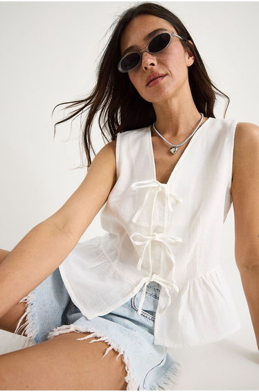LUCCI V-Neck Crepe Blouse with Bow Tie