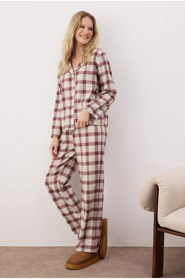 Red-multicolor plaid / checkered flannel woven pajama set