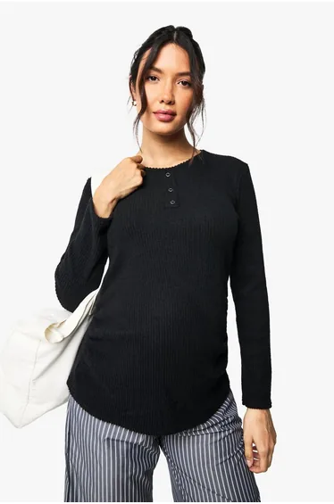 MATERNITY POPPER FRONT BRUSHED RIB TOP - black
