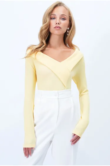 Women's Yellow Wide Collar Ottoban