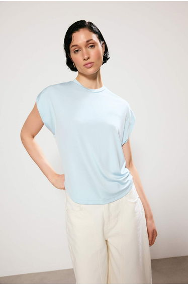 Trendyol Studio Blue Plain Regular Crew Neck Low Shoulder Sleeveless Flexible Knitted Blouse