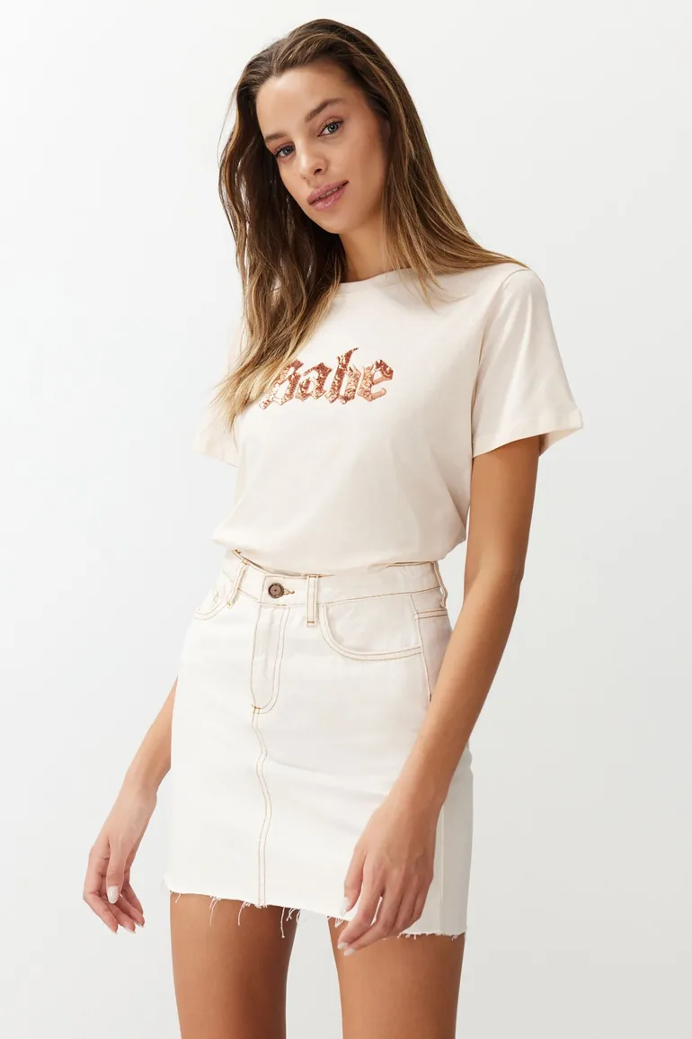 Stone Sequin Embroidered Basic Pattern Knitted T-Shirt - 1