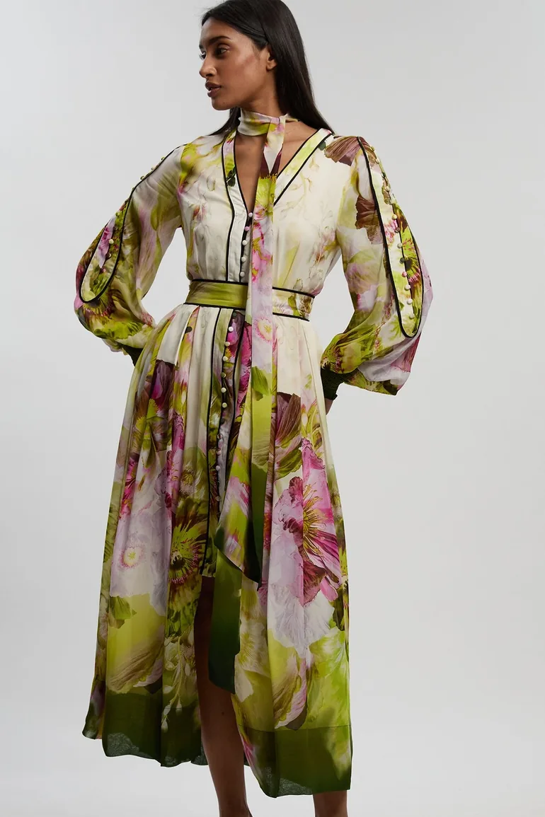 فستان ماكسي بطبعة أزهار - 1