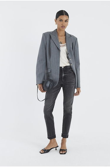 Black High Rise Sculpt Mom Jeans