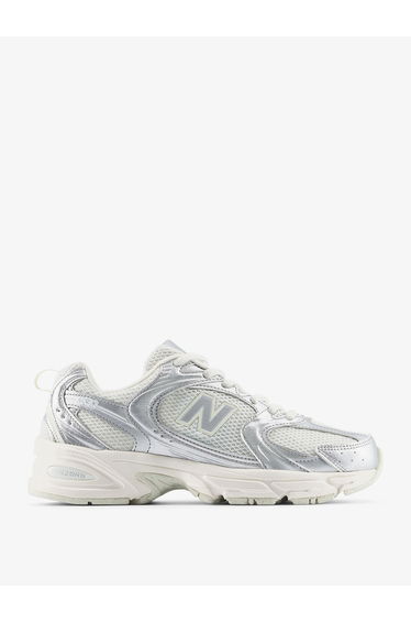 530 Sneakers