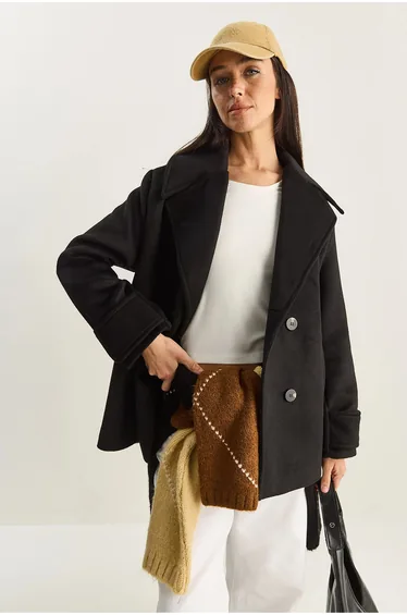 معطف بيانكو لوتشي أسود