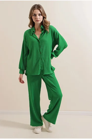 طقم محبوك بياقة قميص بأكمام طويلة