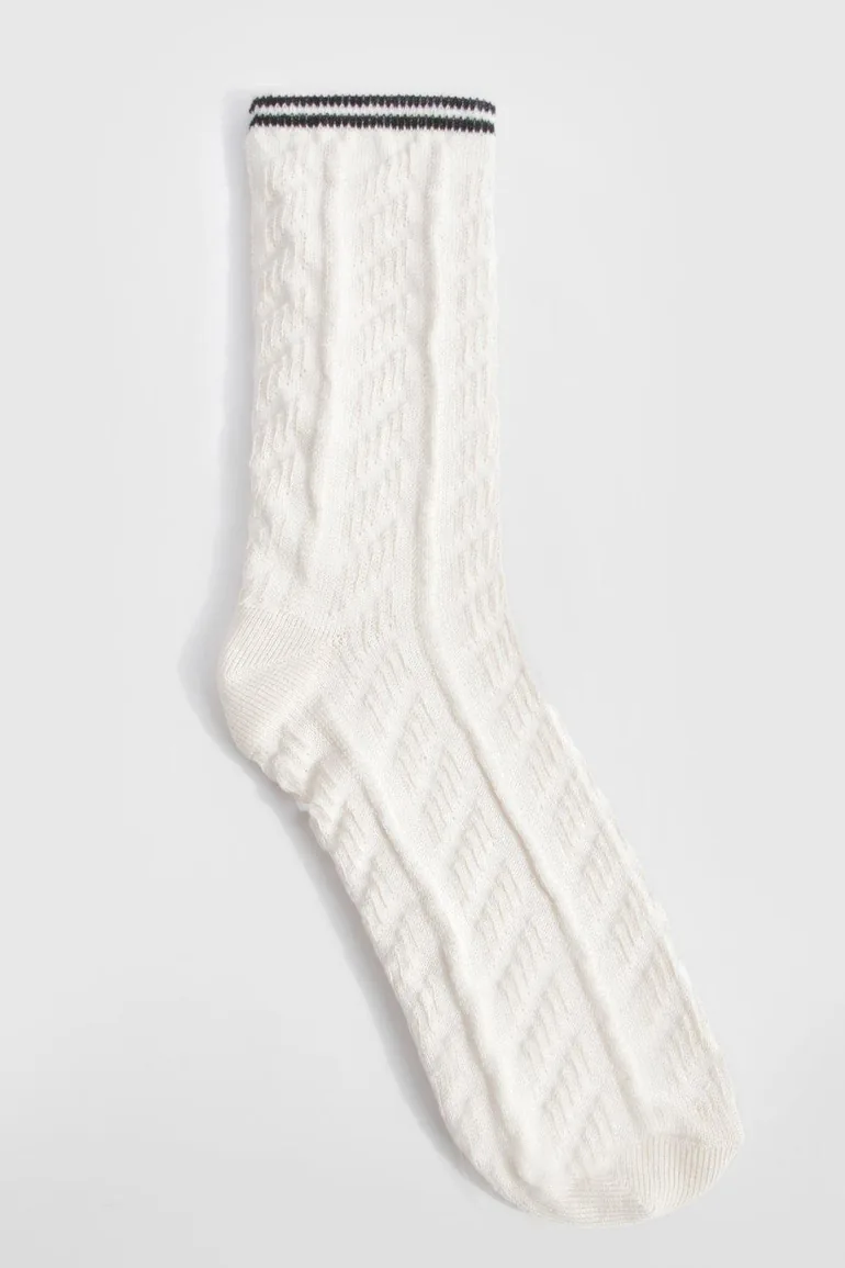 Single Cable Knit Sports Socks