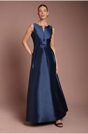 Twill Notch Neck Neck Fit And Flare Bridesmaid Dress