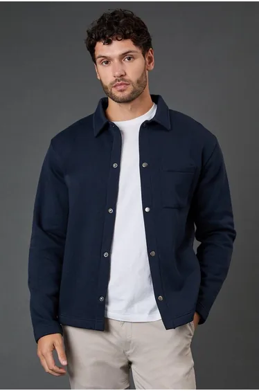 قميص بنمط جاكيت جيرسية لون كحلي