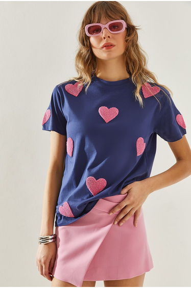 LUCCI Heart Pattern Embroidered Crew Neck T-Shirt