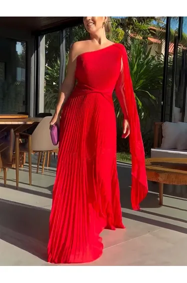 Elegant Flowing Pleated Off-the-Shoulder Maxi Dress