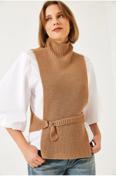 LUCCI Textured Ribbed Turtleneck Top with Bow