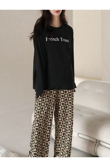 Black Text Print T-Shirt and Pyjama Set