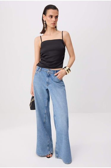 Black Plain Square Neck Sleeveless Satin Satin Party Blouse