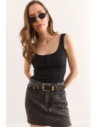 Women's Black U Neck Clasp Stretchy Cotton Crop top - 3