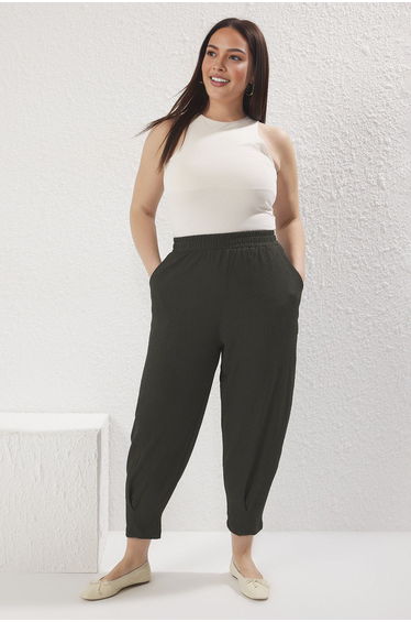 Khaki Carrot Fit Elastic Waist Knitted Plus Size Trousers