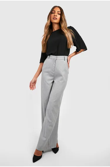 بلوزة بطيات أكمام