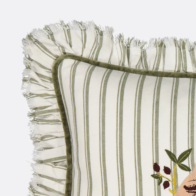 غطاء شيفون لا ريدوت انتيريورز باللون الأبيض - 2