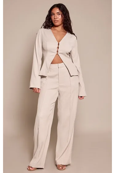 Shape Stone Hook & Eye Fitted Blazer